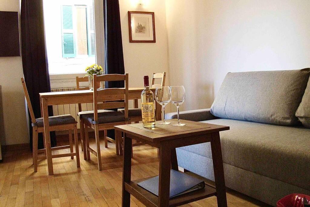 Elegant Trilussa Apartment Roma Ngoại thất bức ảnh